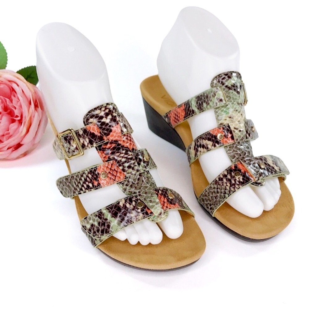 Vionic Radia Snakeskin Wedge Sandals Size 6